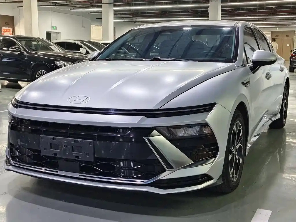HYUNDAI SONATA  2025