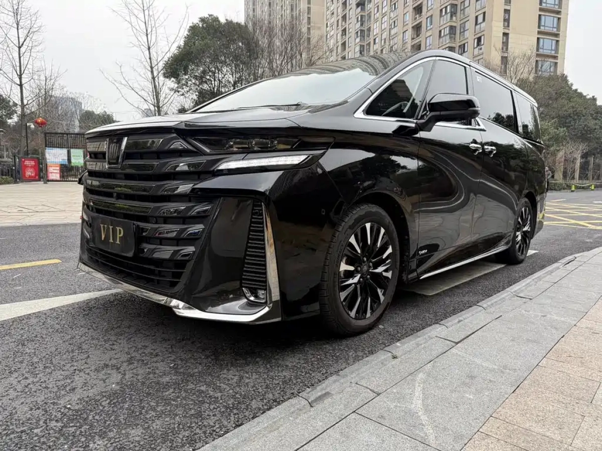 TOYOTA VELLFIRE  2025