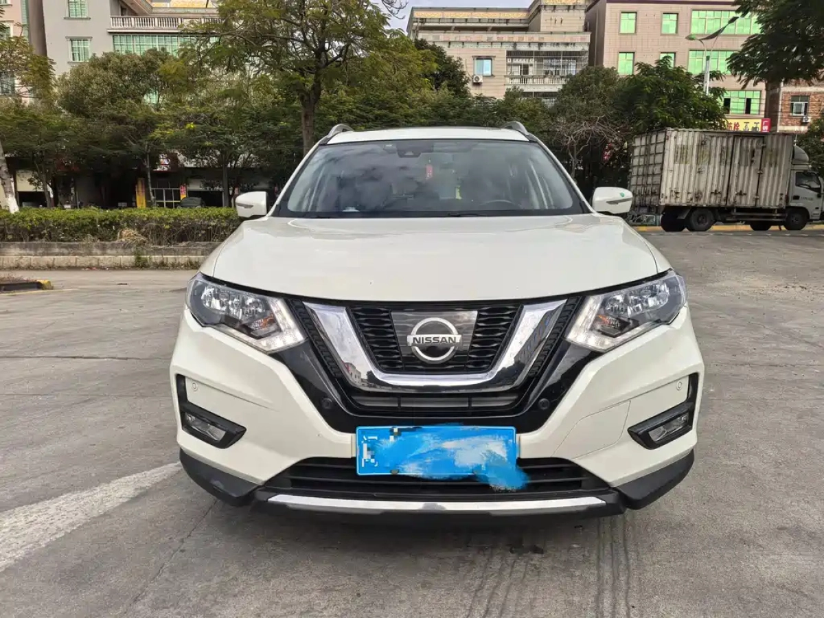 NISSAN X-TRAIL