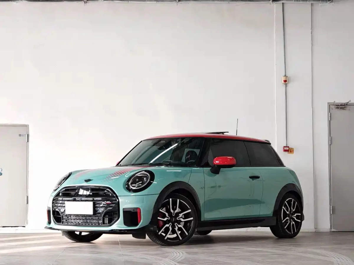 MINI JCW