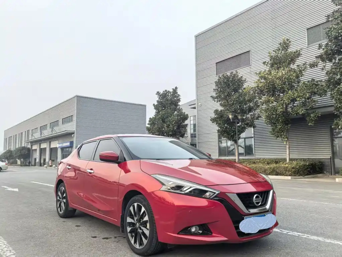 NISSAN LANNIA