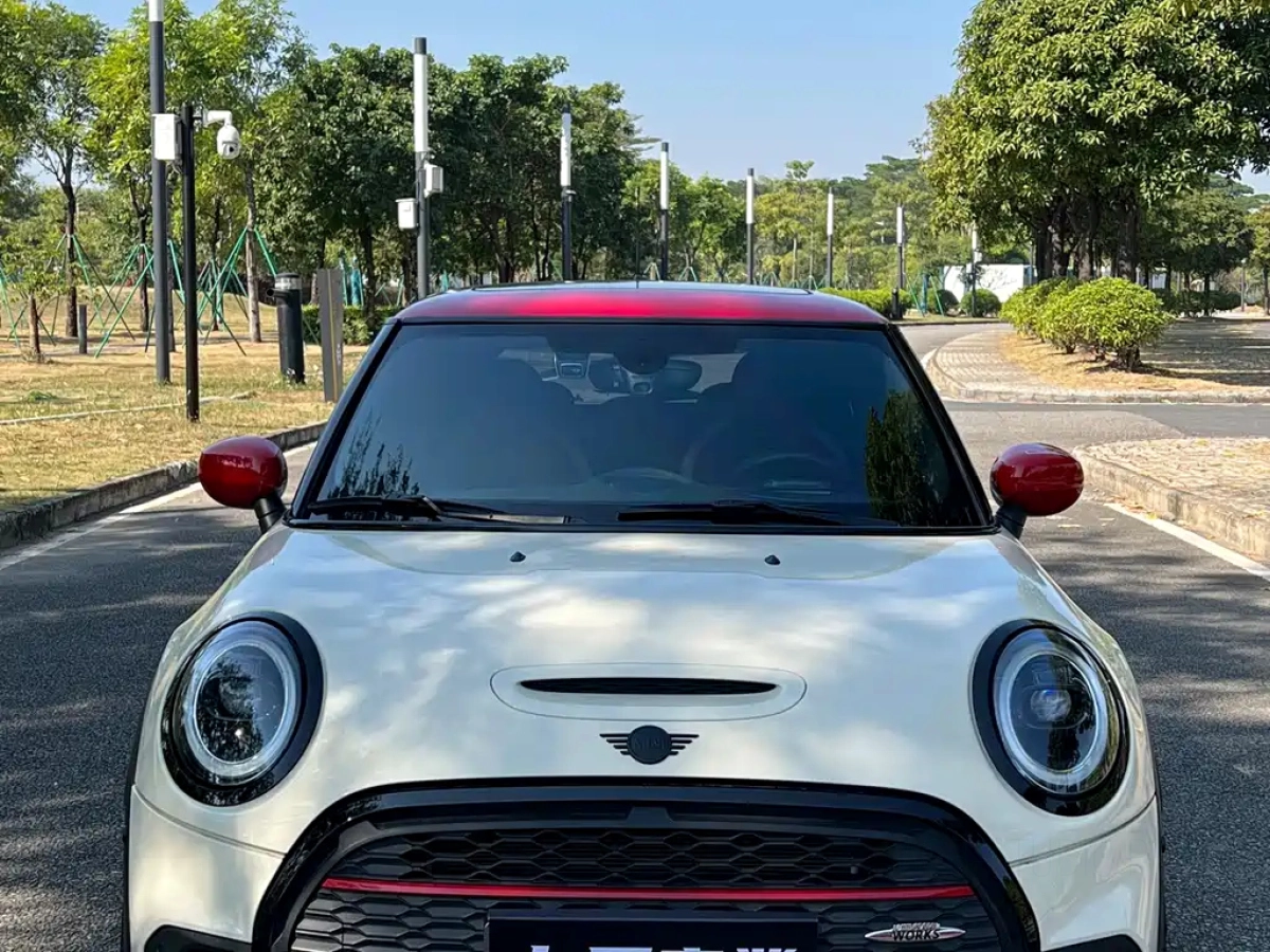 MINI JCW