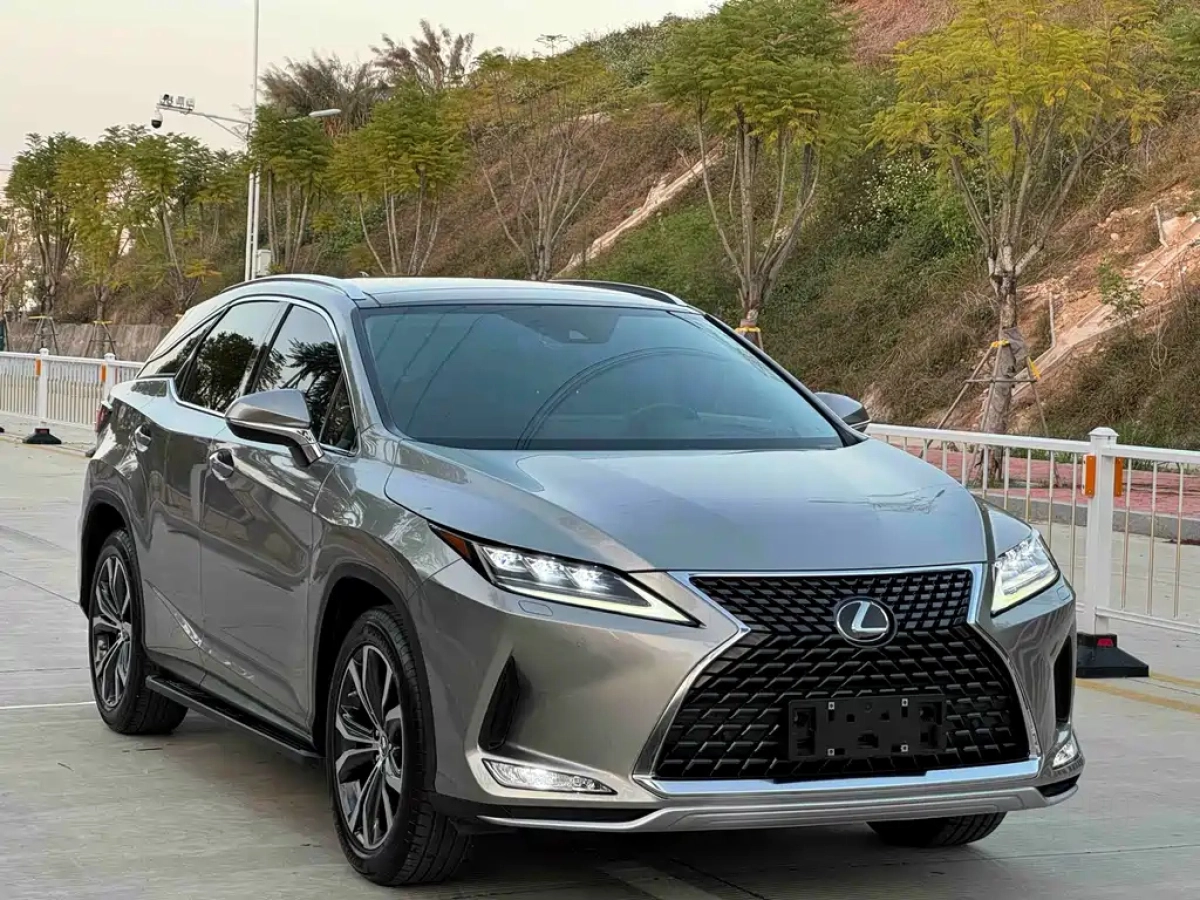 LEXUS RX