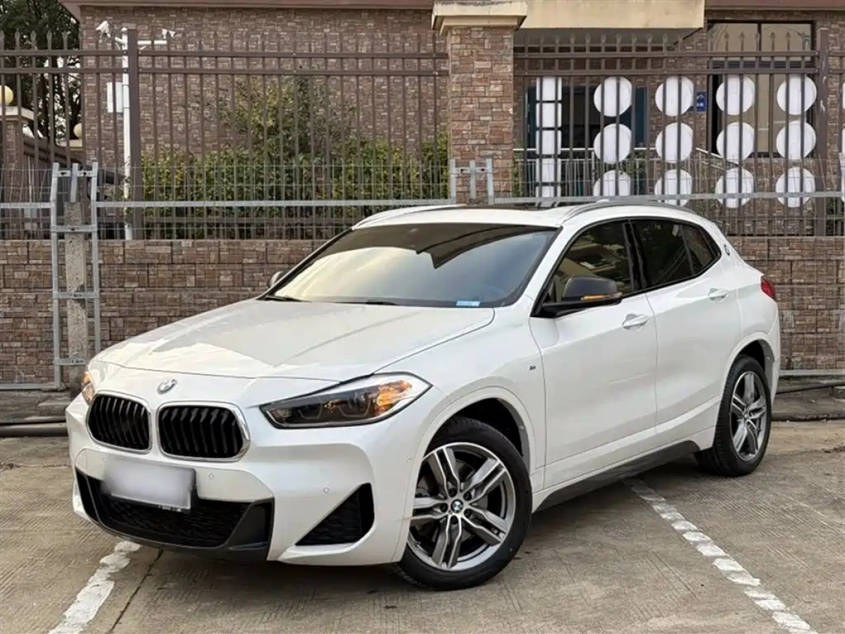 BMW X2