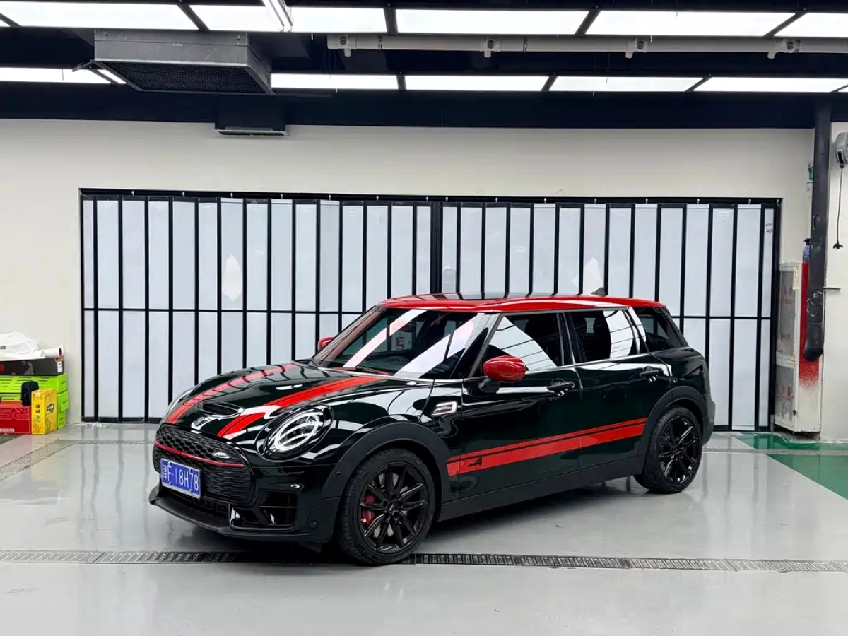 MINI JCW CLUBMAN  2023