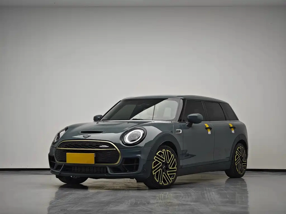 MINI JCW CLUBMAN  2023