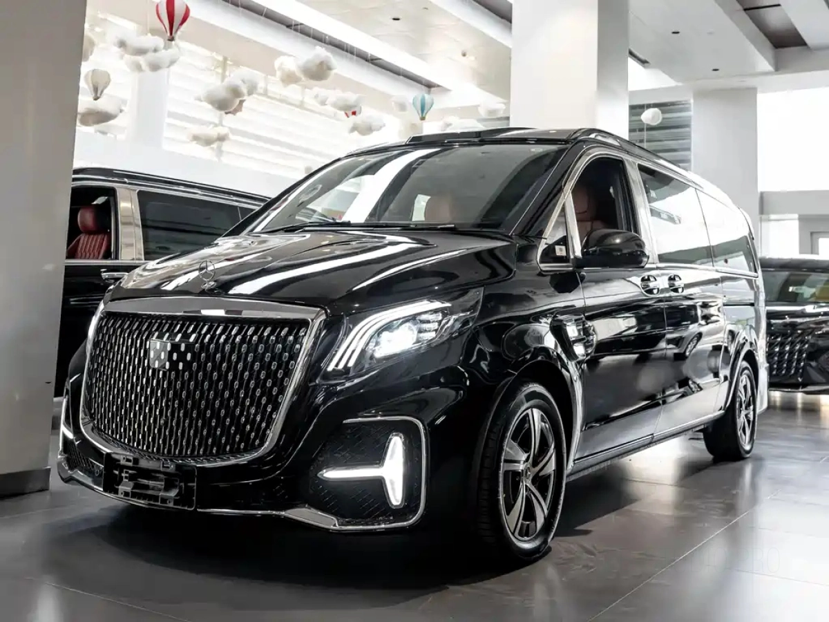 MERCEDES-BENZ VITO  2024