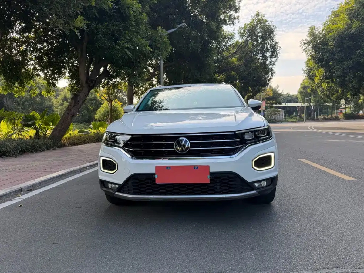 VOLKSWAGEN T-ROC