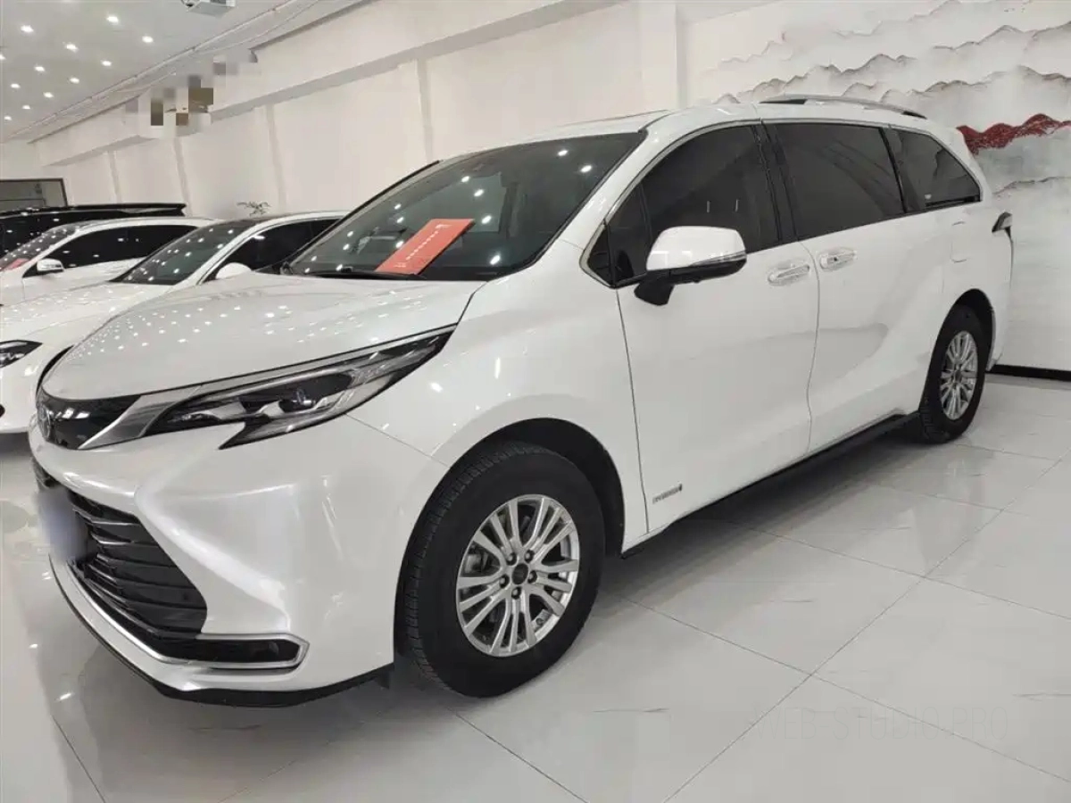 TOYOTA SIENNA