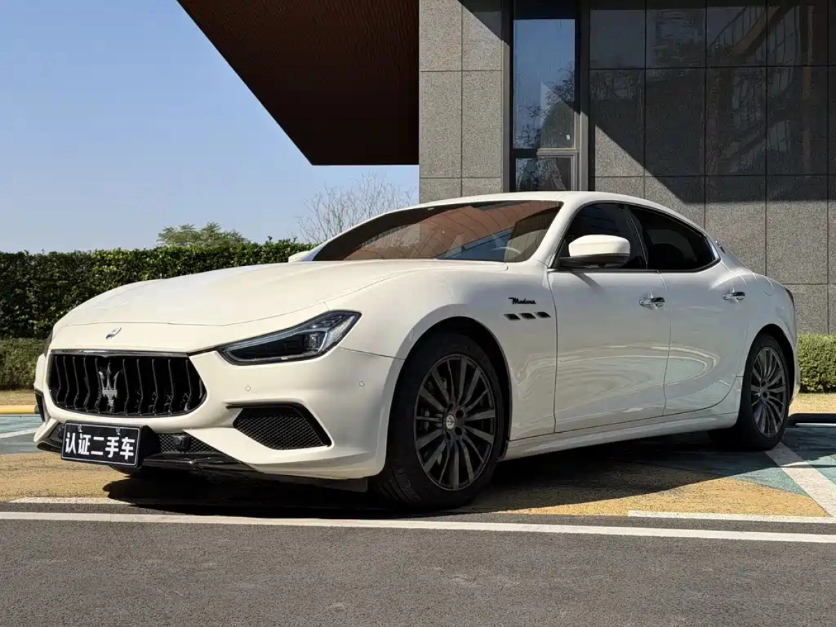 MASERATI GHIBLI  2023