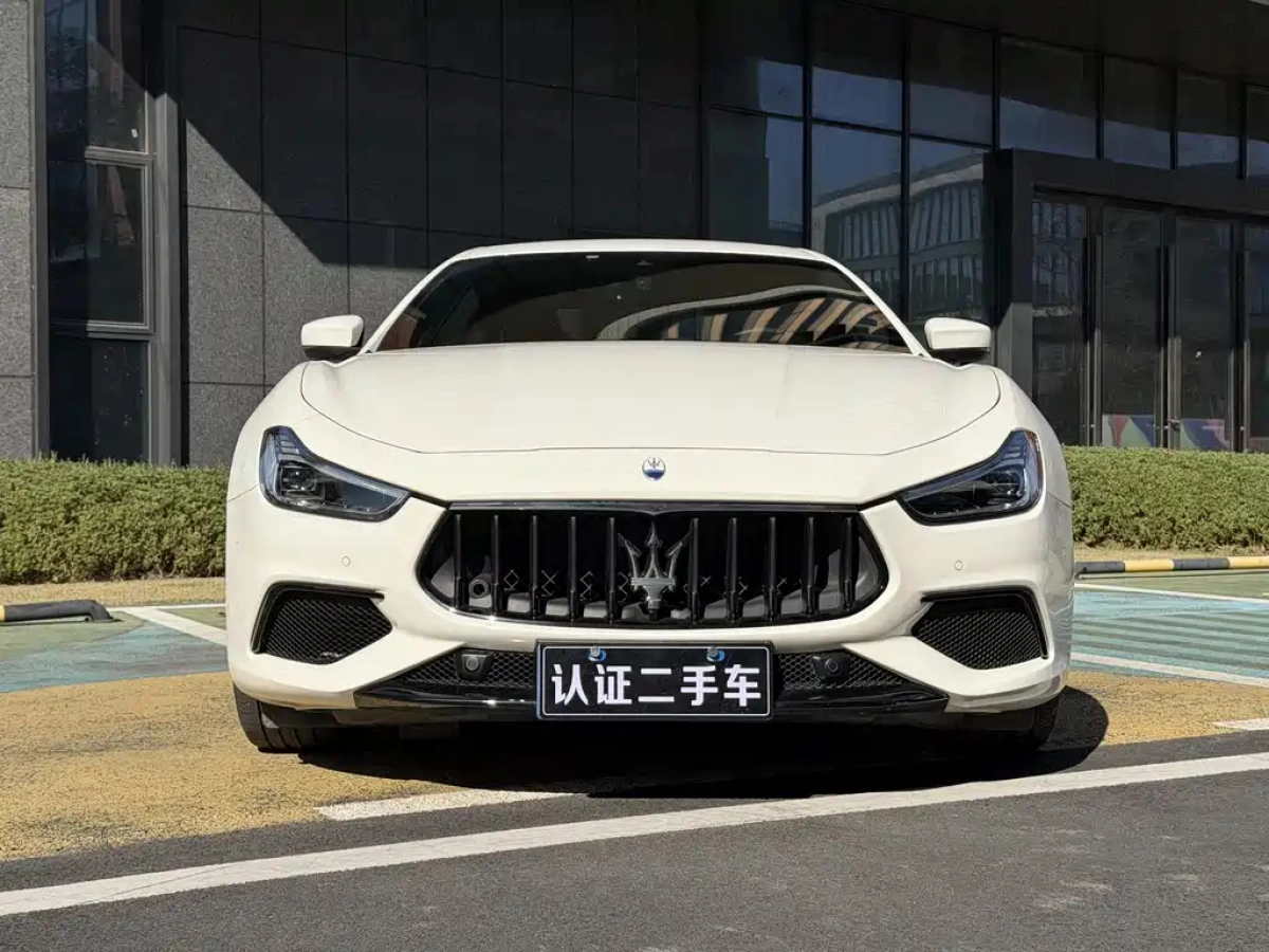 MASERATI GHIBLI