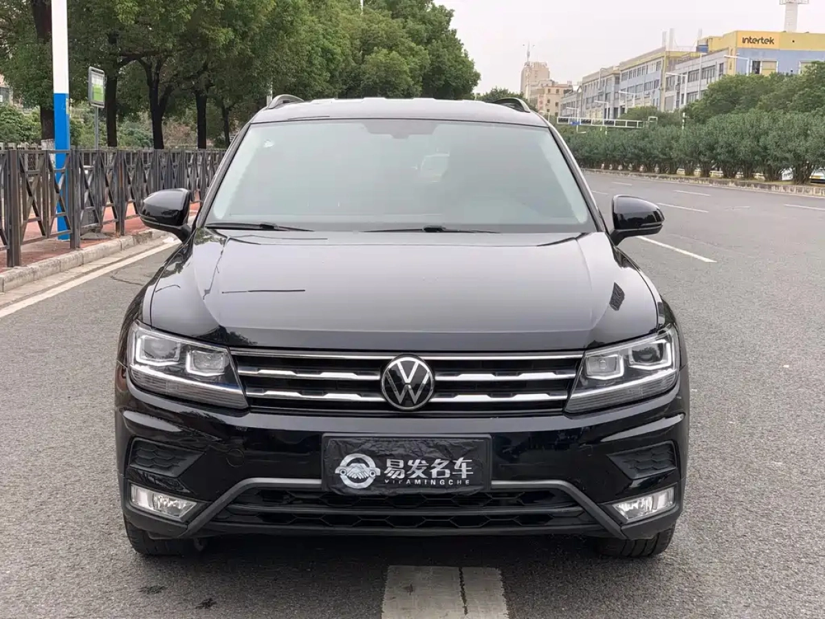 VOLKSWAGEN TIGUAN L  2021