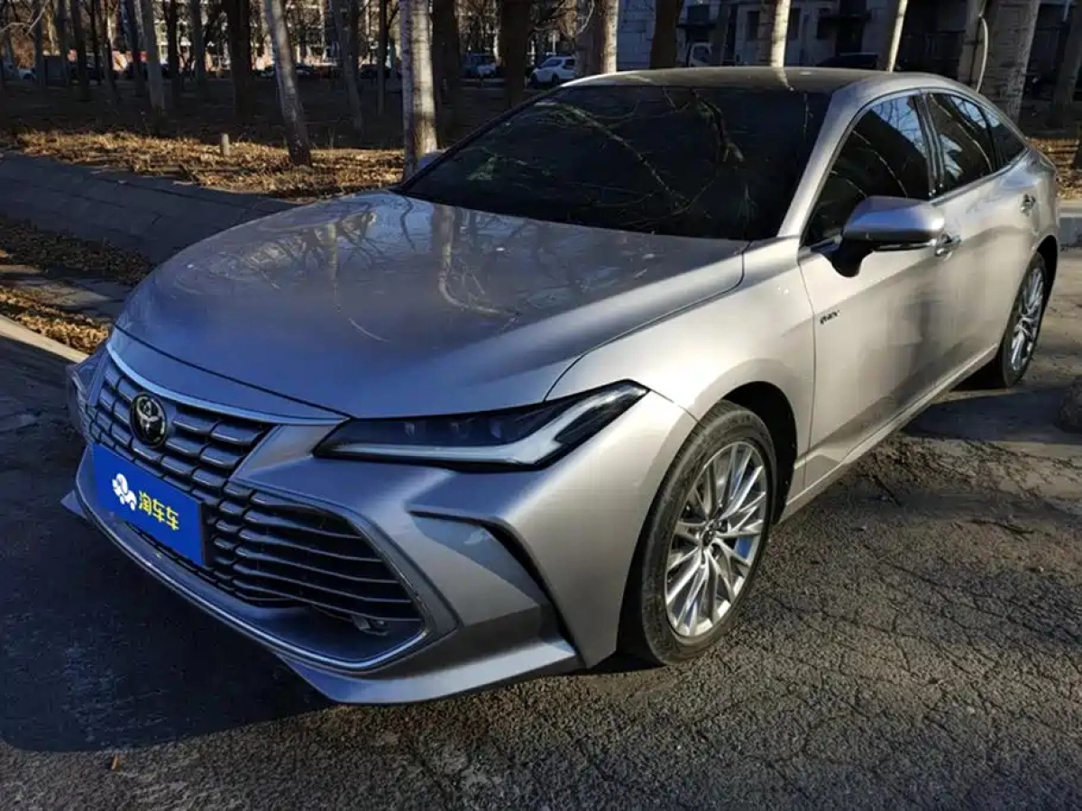 TOYOTA AVALON  2025