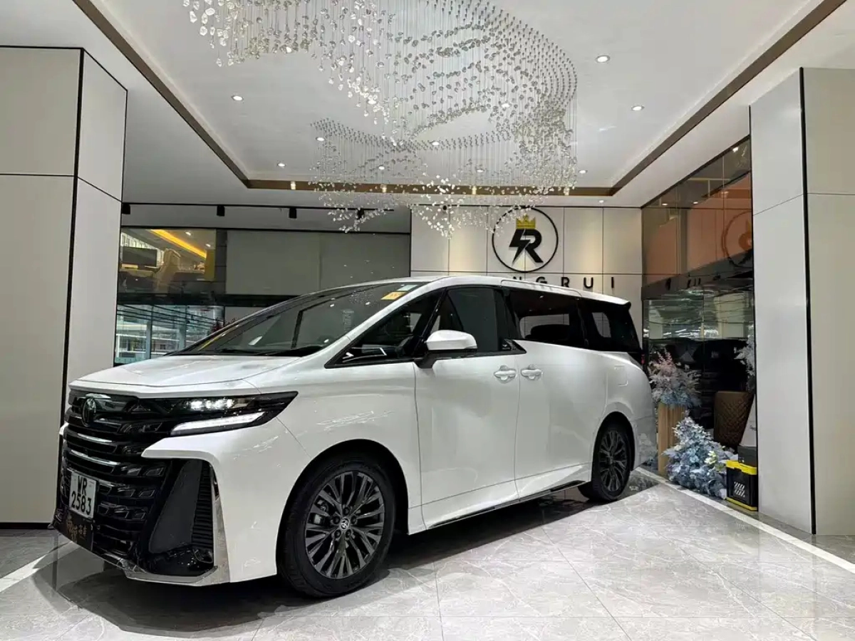 TOYOTA VELLFIRE