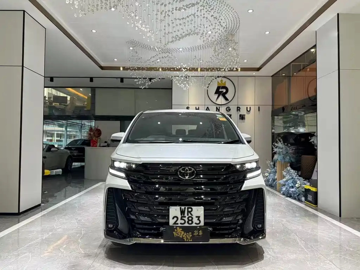 TOYOTA VELLFIRE
