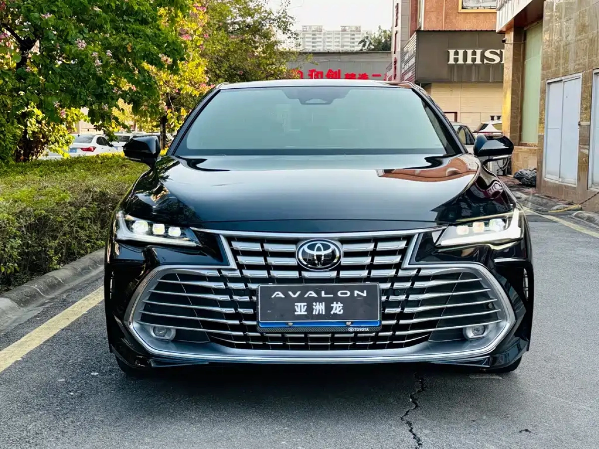 TOYOTA AVALON