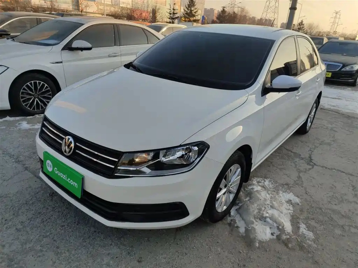 VOLKSWAGEN SANTANA  2023