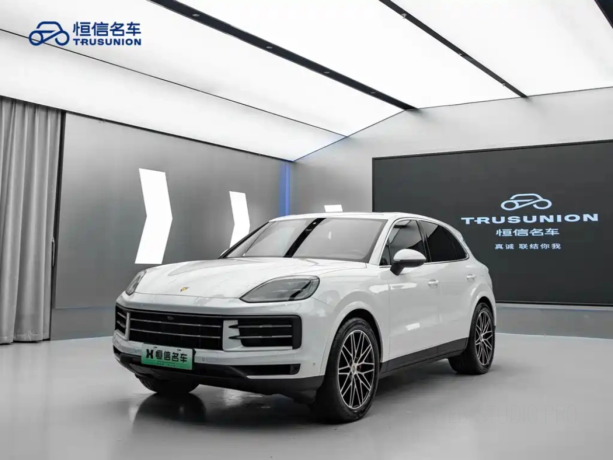 PORSCHE CAYENNE NEW ENERGY  2024