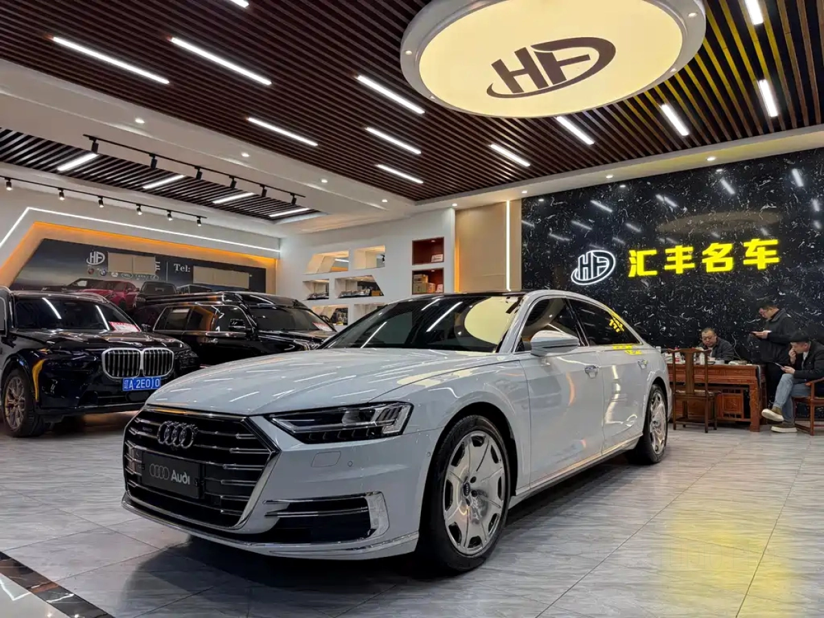 AUDI A8  2019
