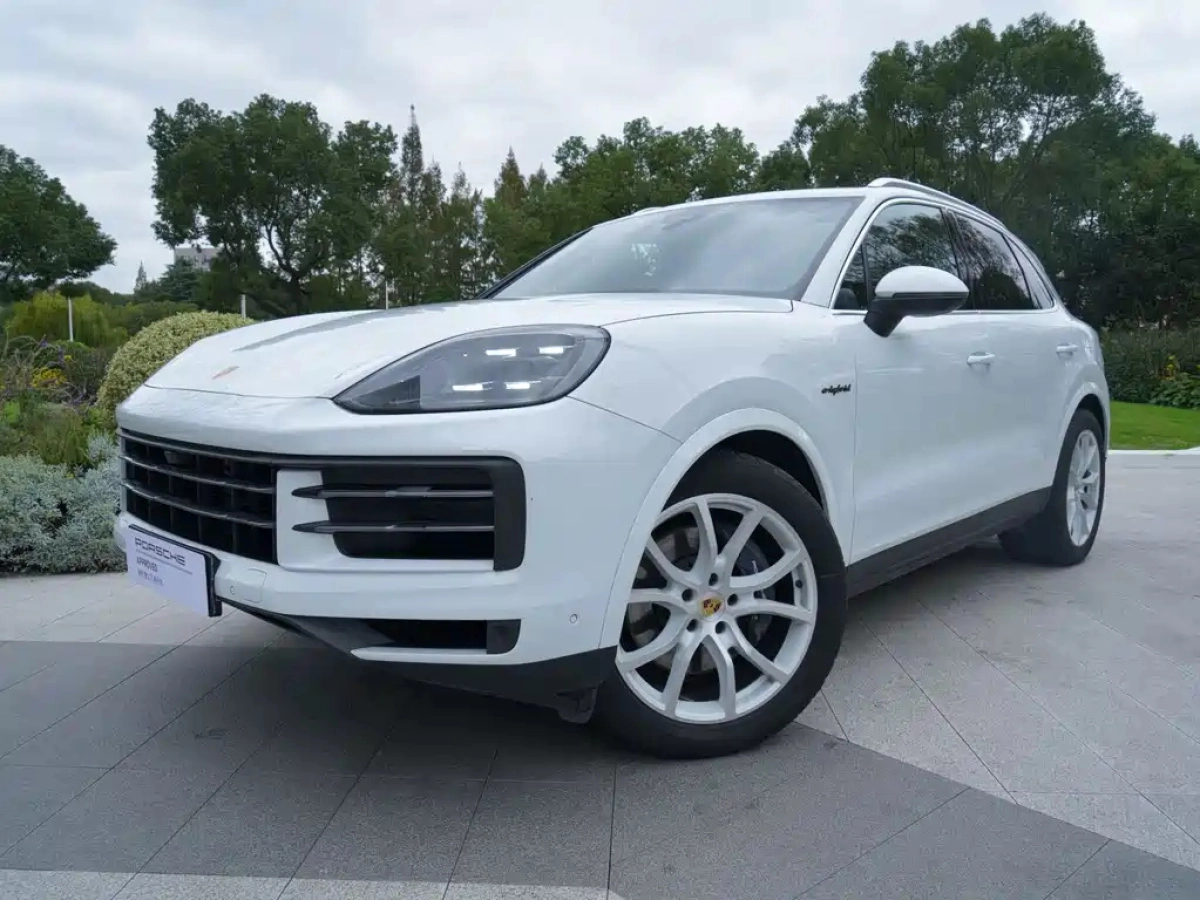 PORSCHE CAYENNE NEW ENERGY  2024