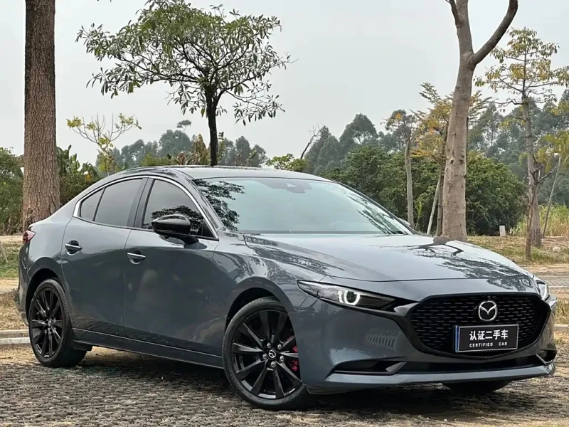 MAZDA 3 AXELA