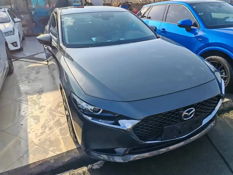 MAZDA 3 AXELA