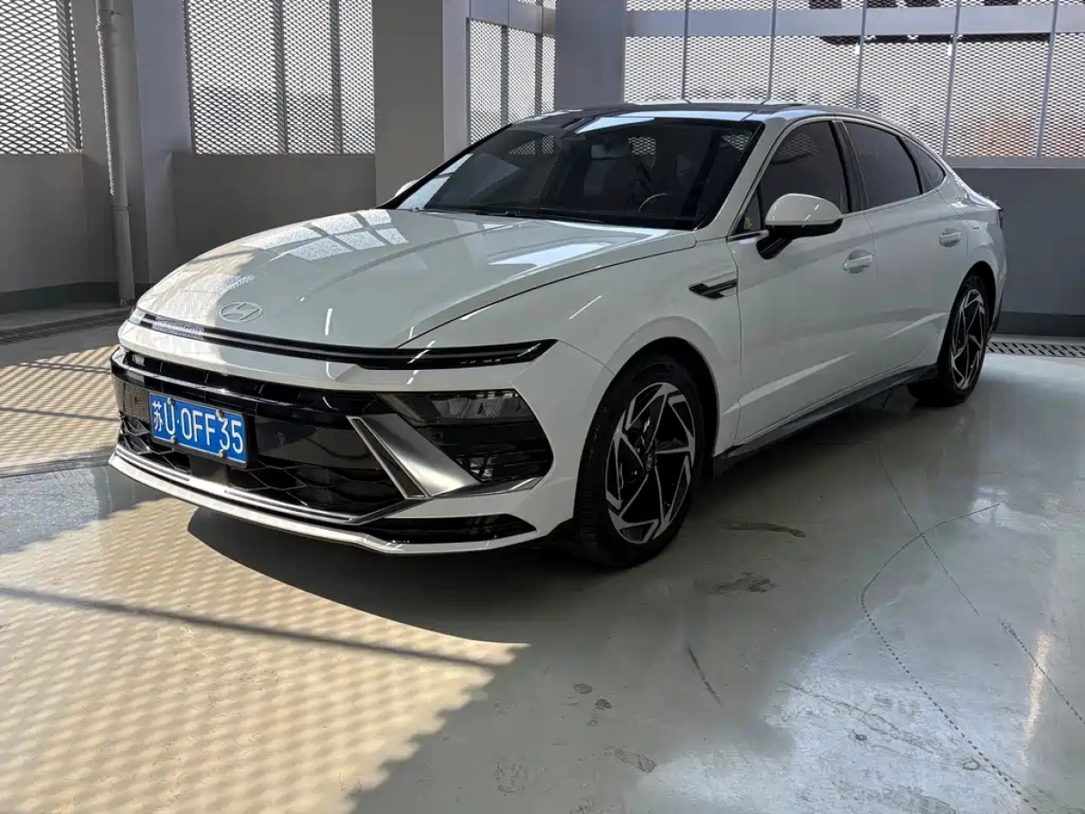 HYUNDAI SONATA  2024