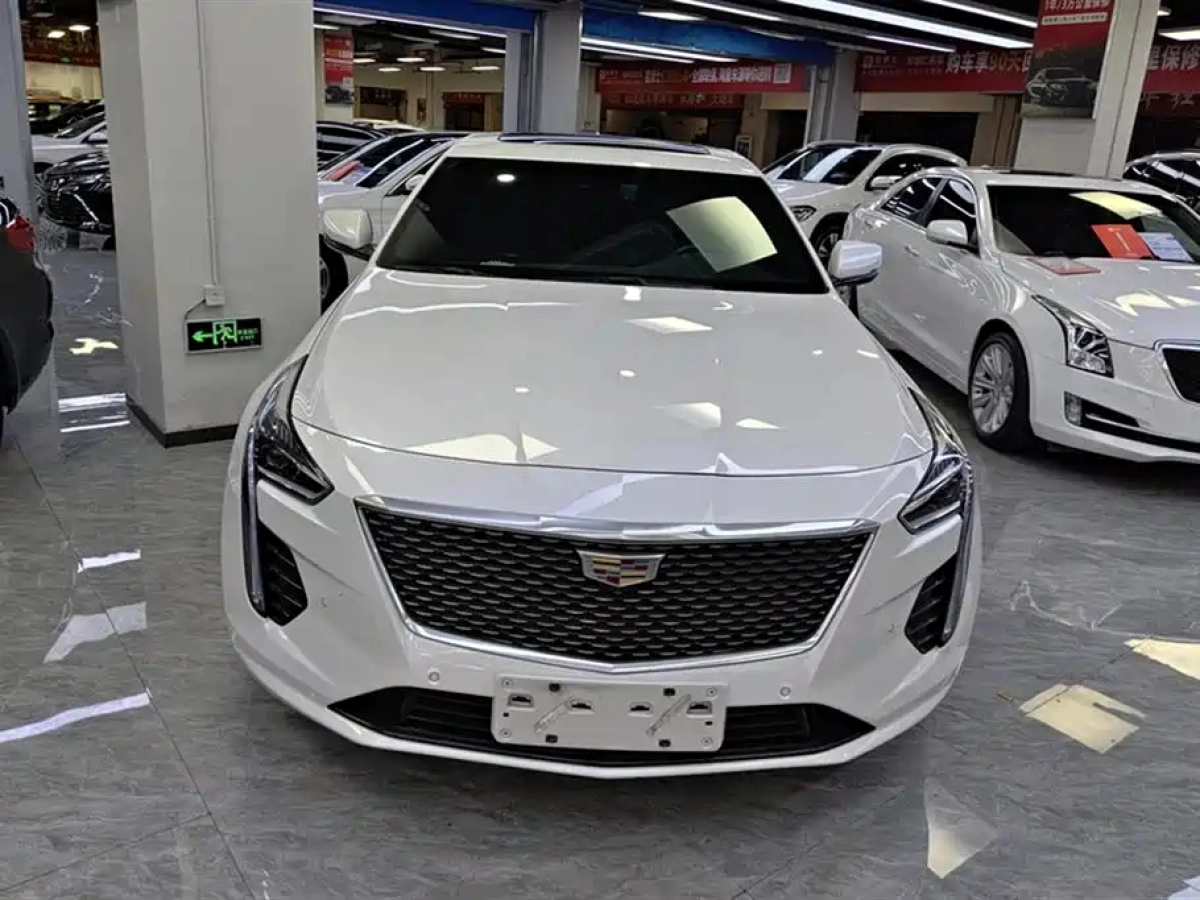 CADILLAC CT6
