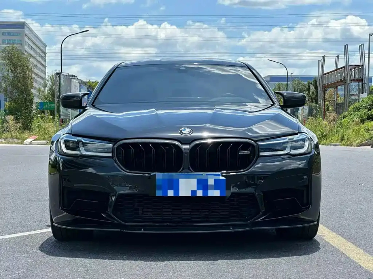 BMW M5  2021
