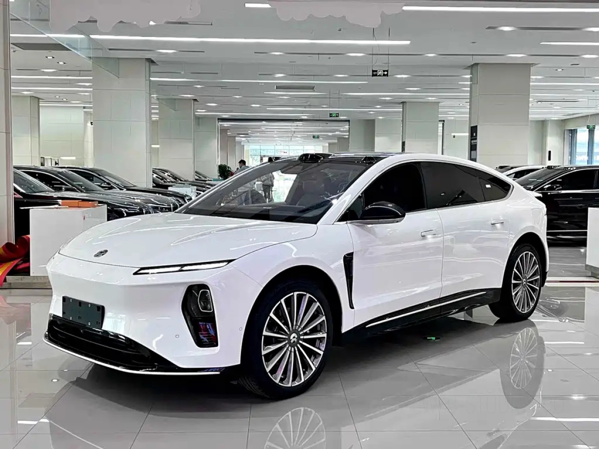 NIO ET9