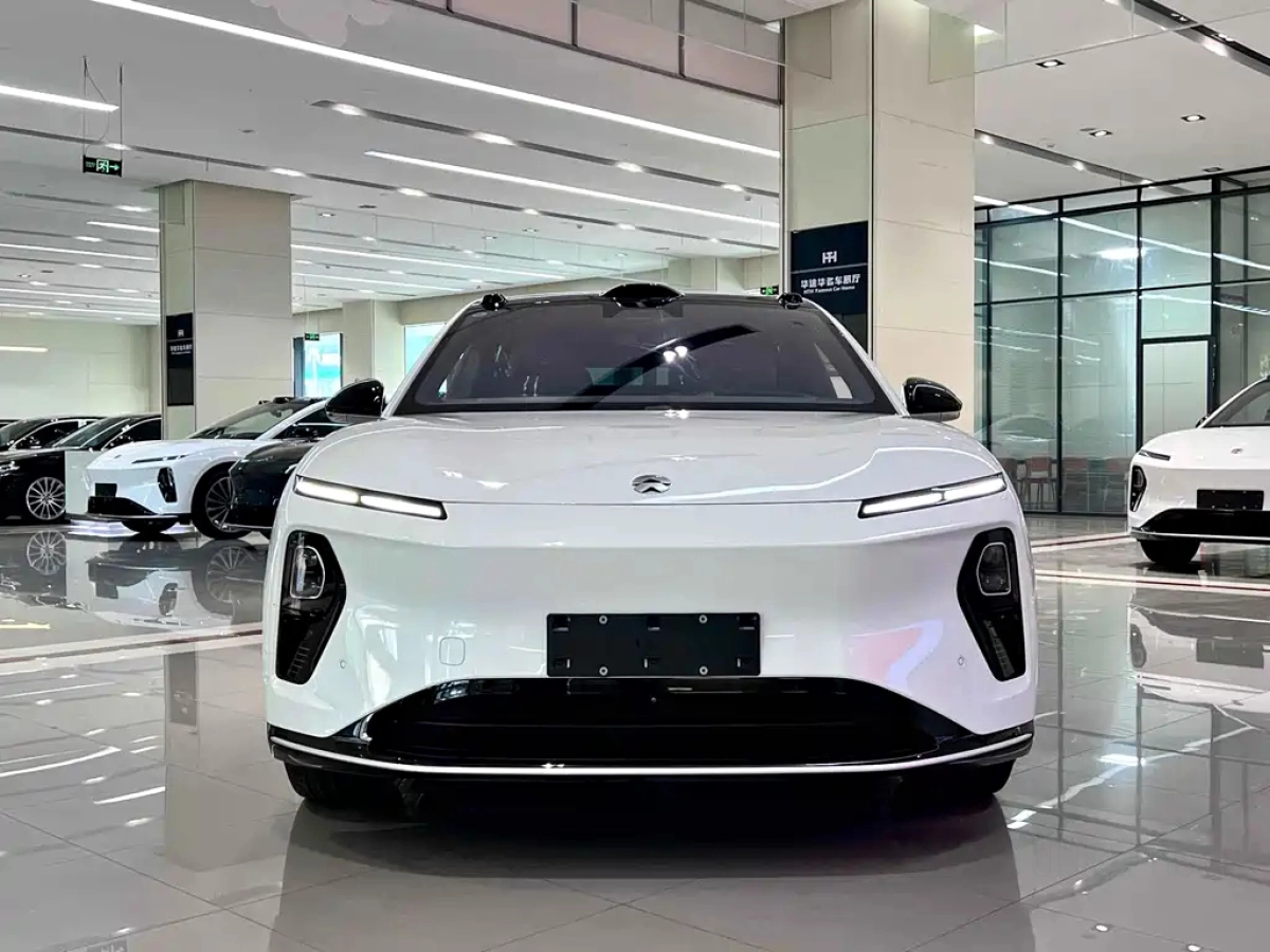 NIO ET9