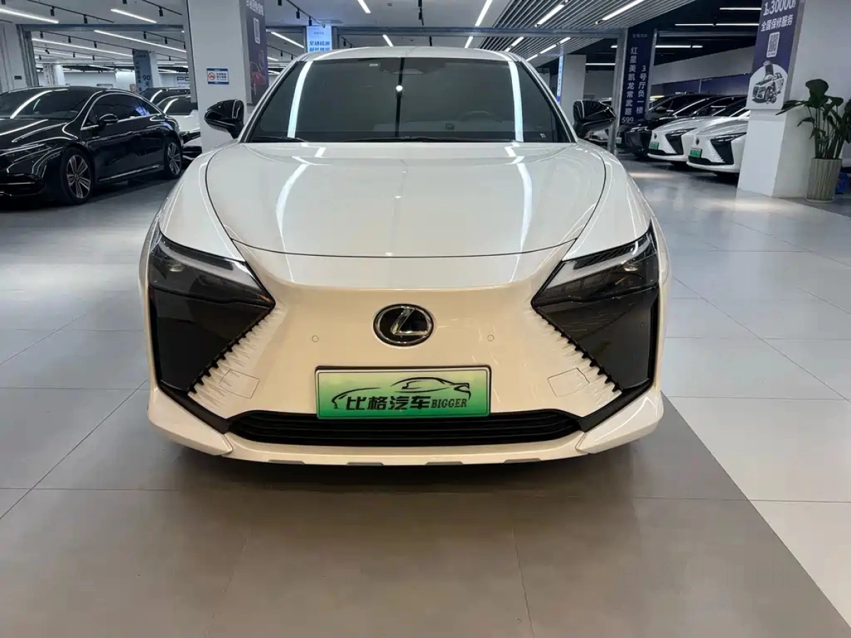 LEXUS RZ