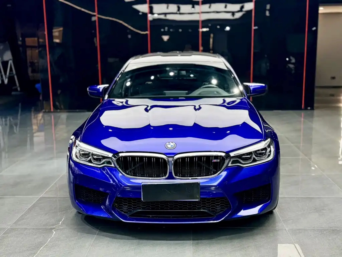 BMW M5