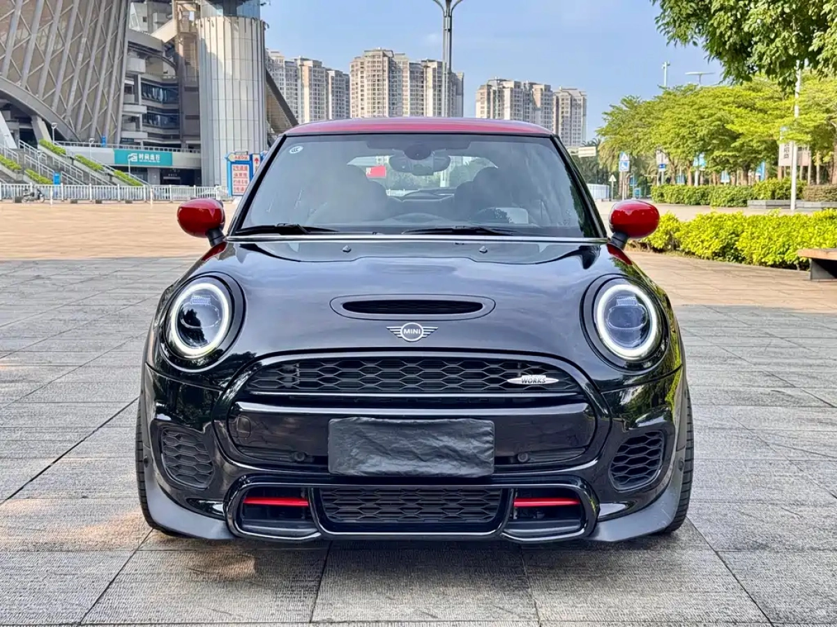 MINI JCW
