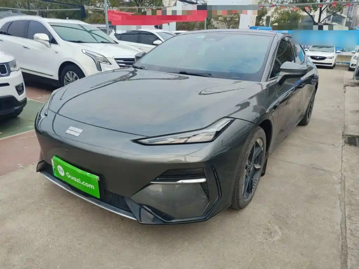 GEELY GALAXY GALAXY E8