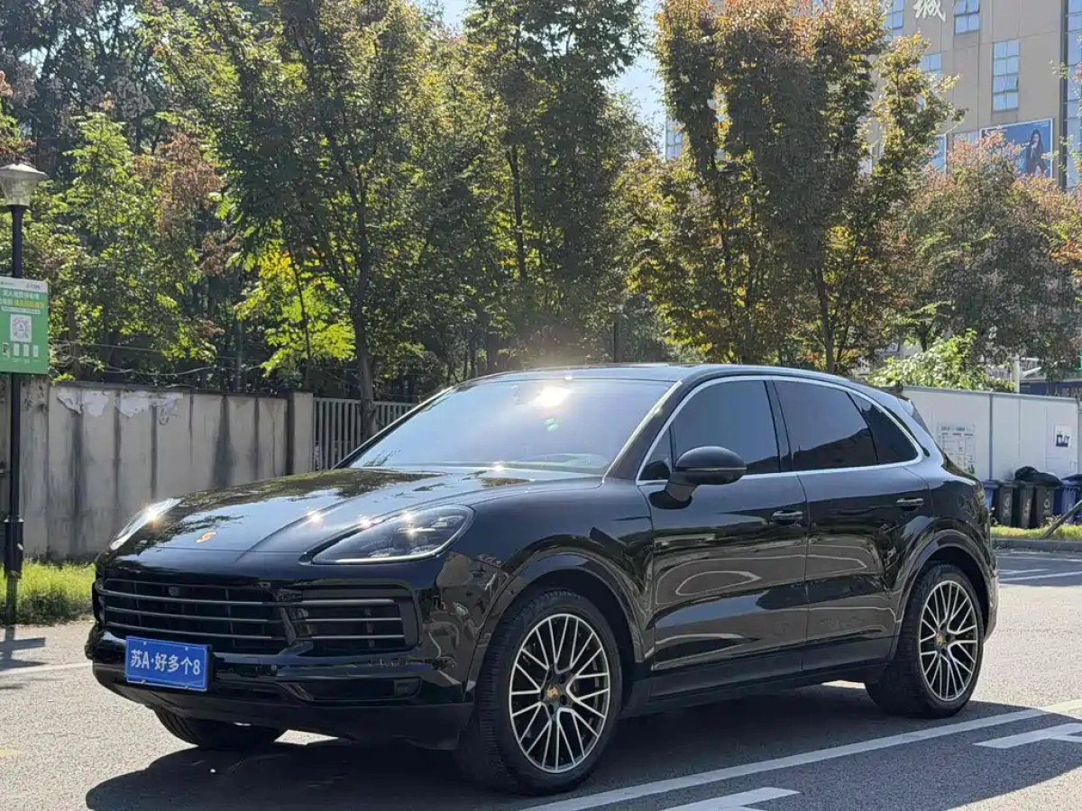PORSCHE CAYENNE