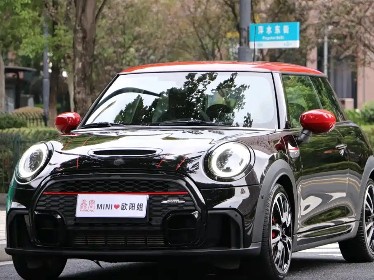 MINI JCW  2021
