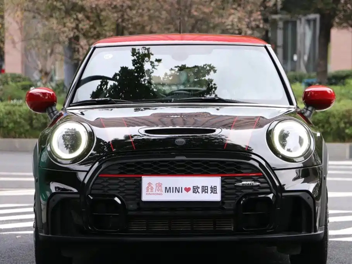 MINI JCW