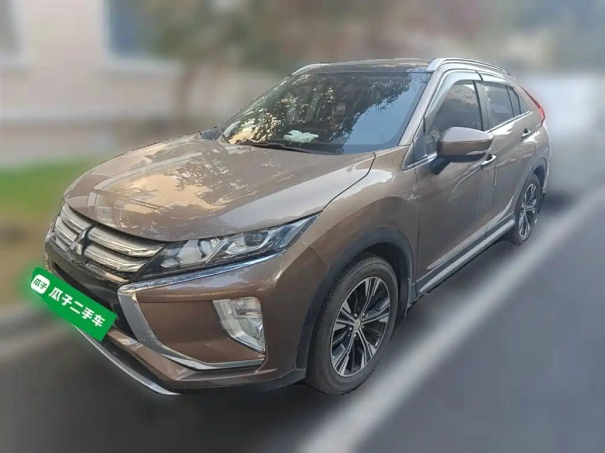 MITSUBISHI ECLIPSE CROSS  2020