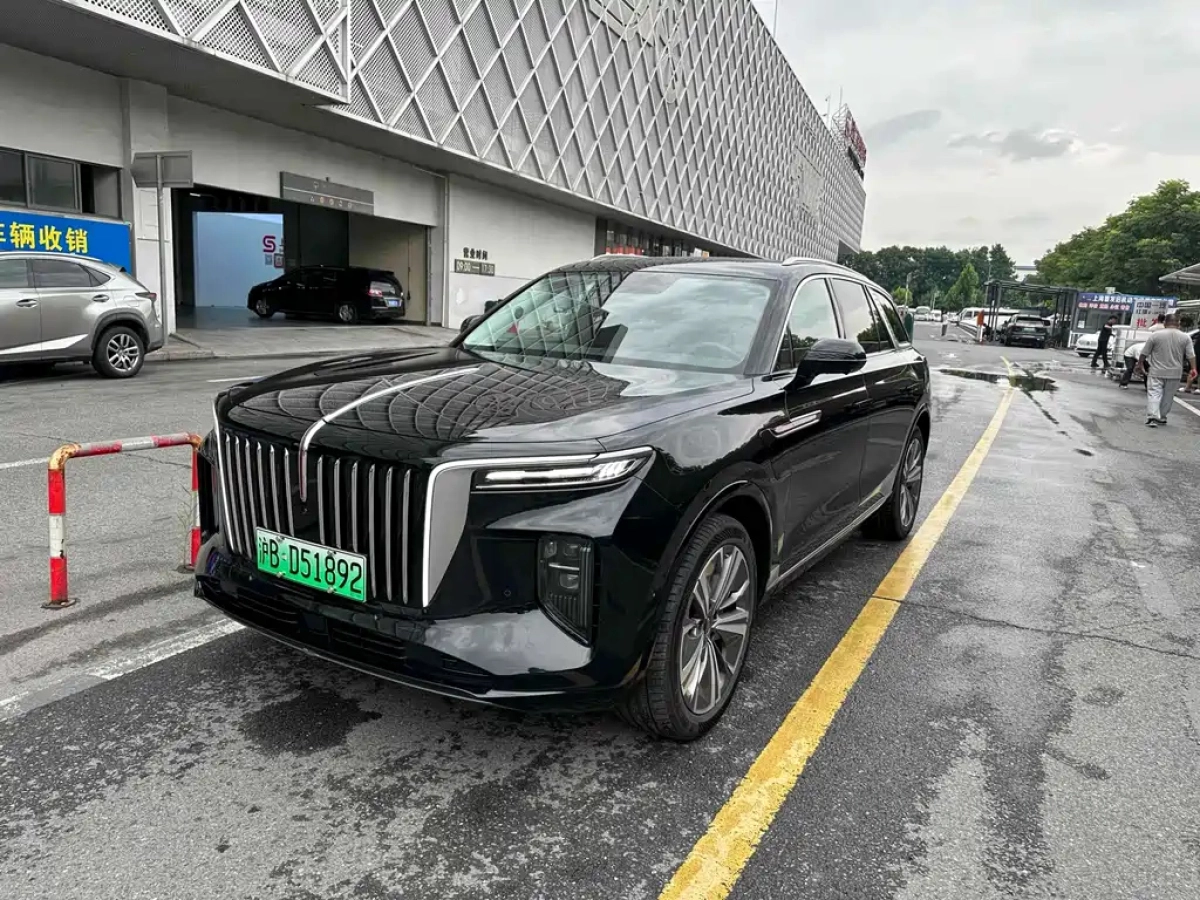 HONGQI E-HS9  2023