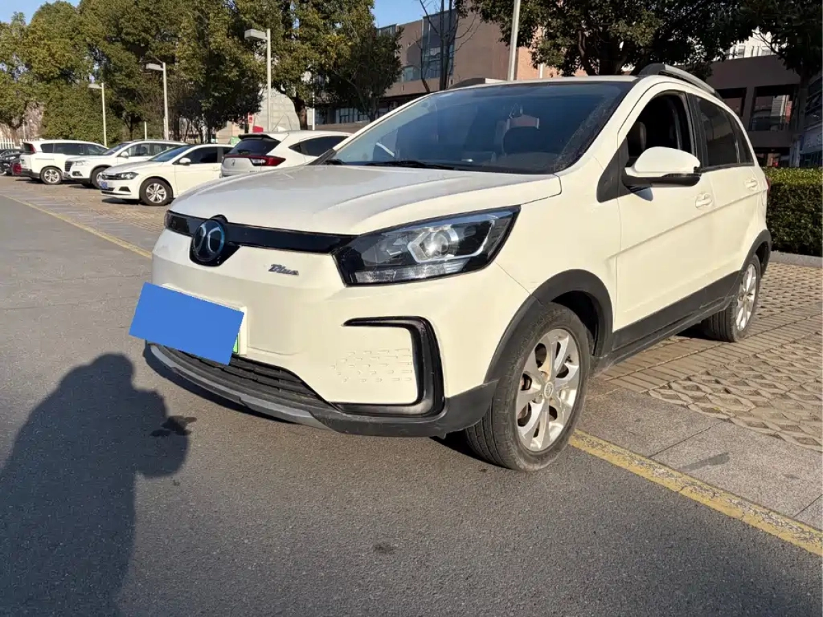 BAIC BJEV EC5  2021