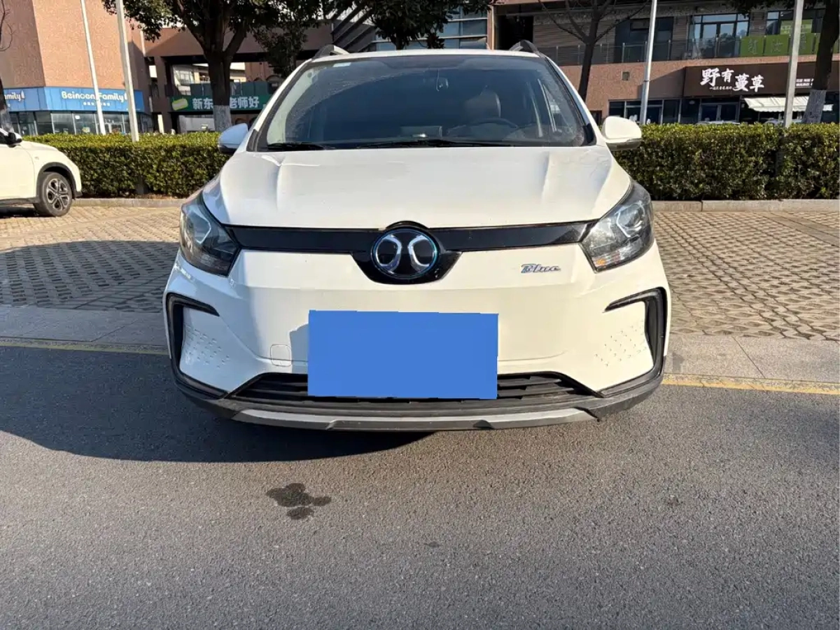 BAIC BJEV EC5