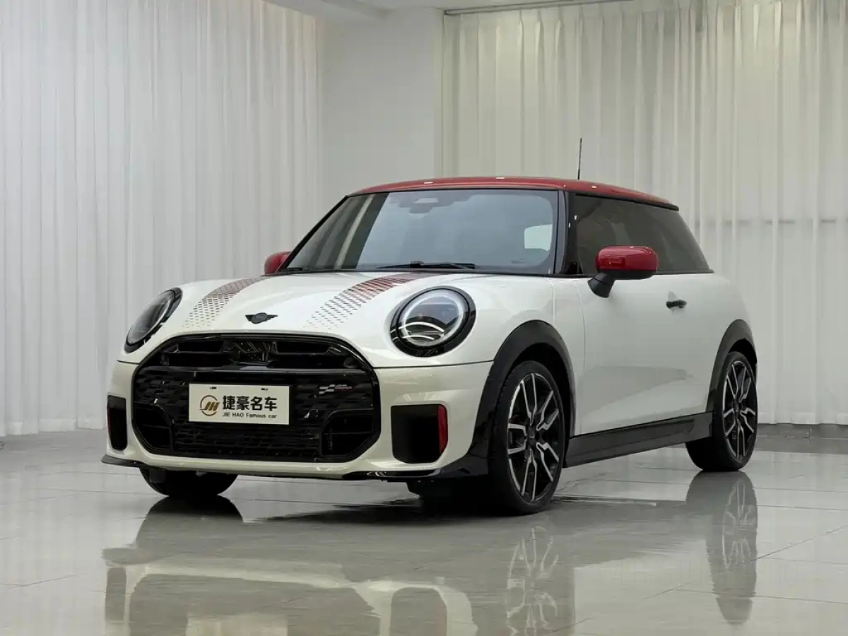 MINI JCW  2025