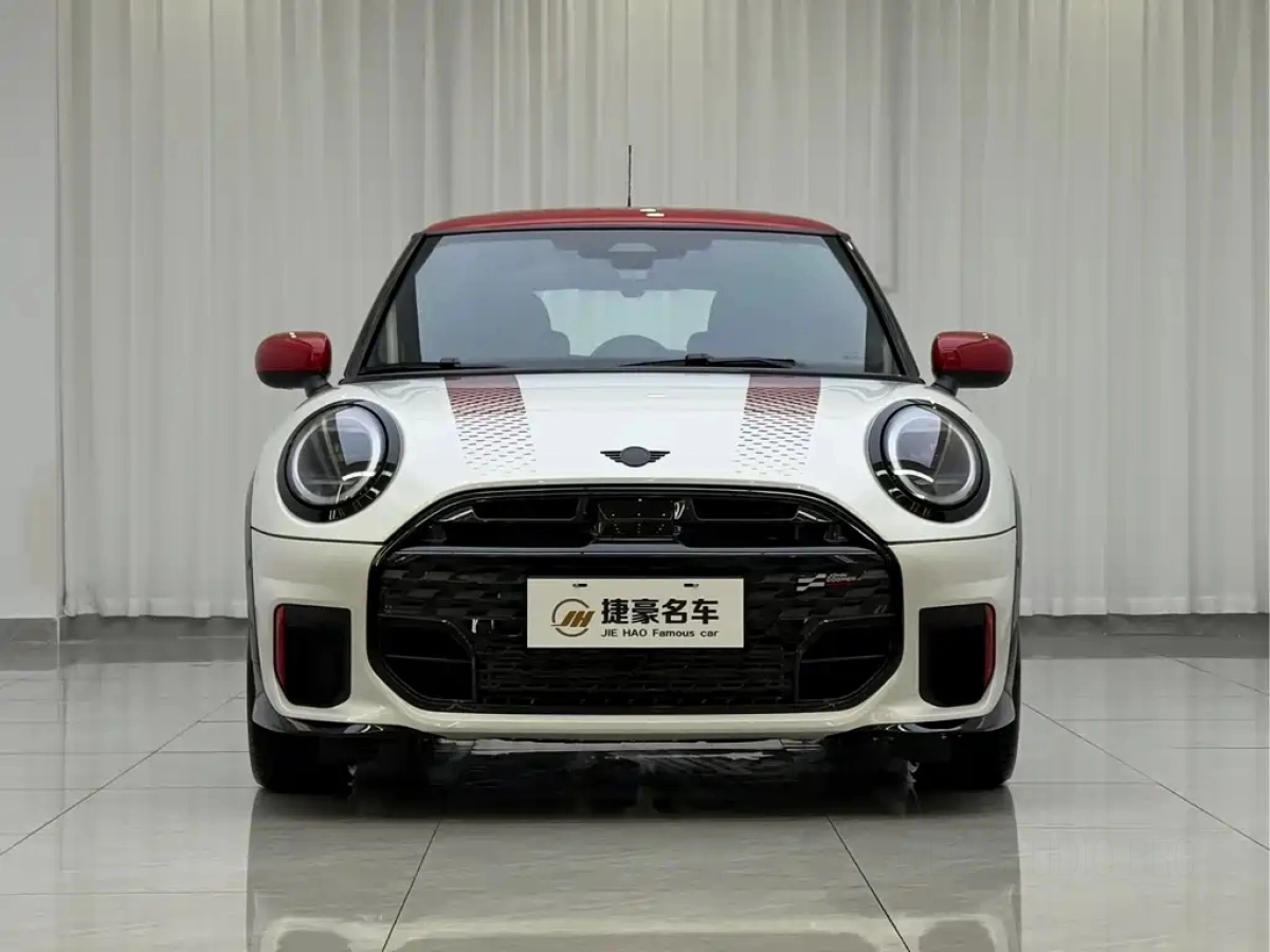MINI JCW