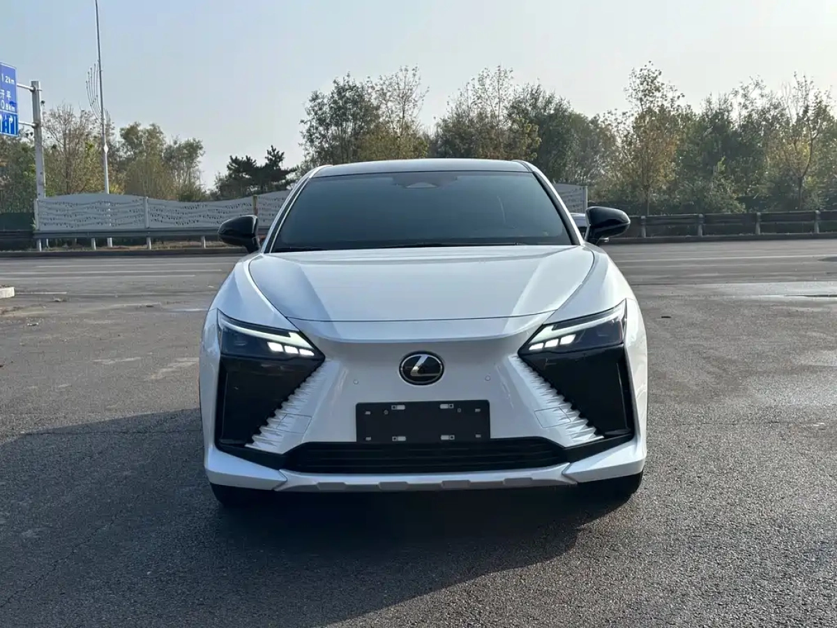 LEXUS RZ