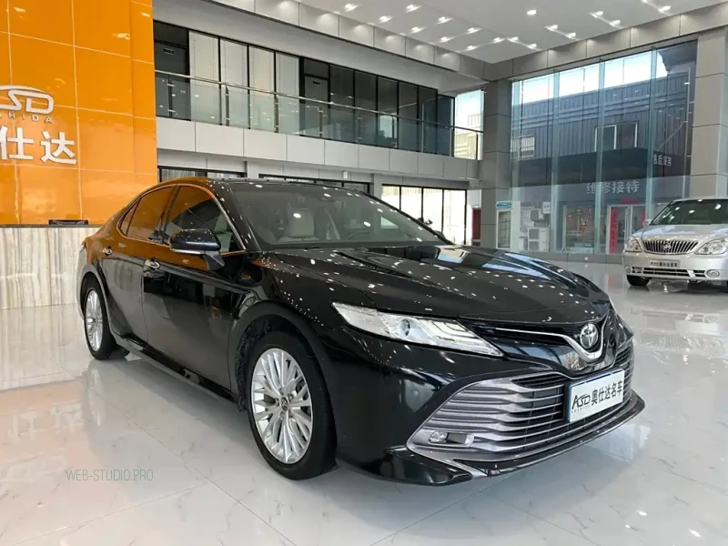 TOYOTA CAMRY