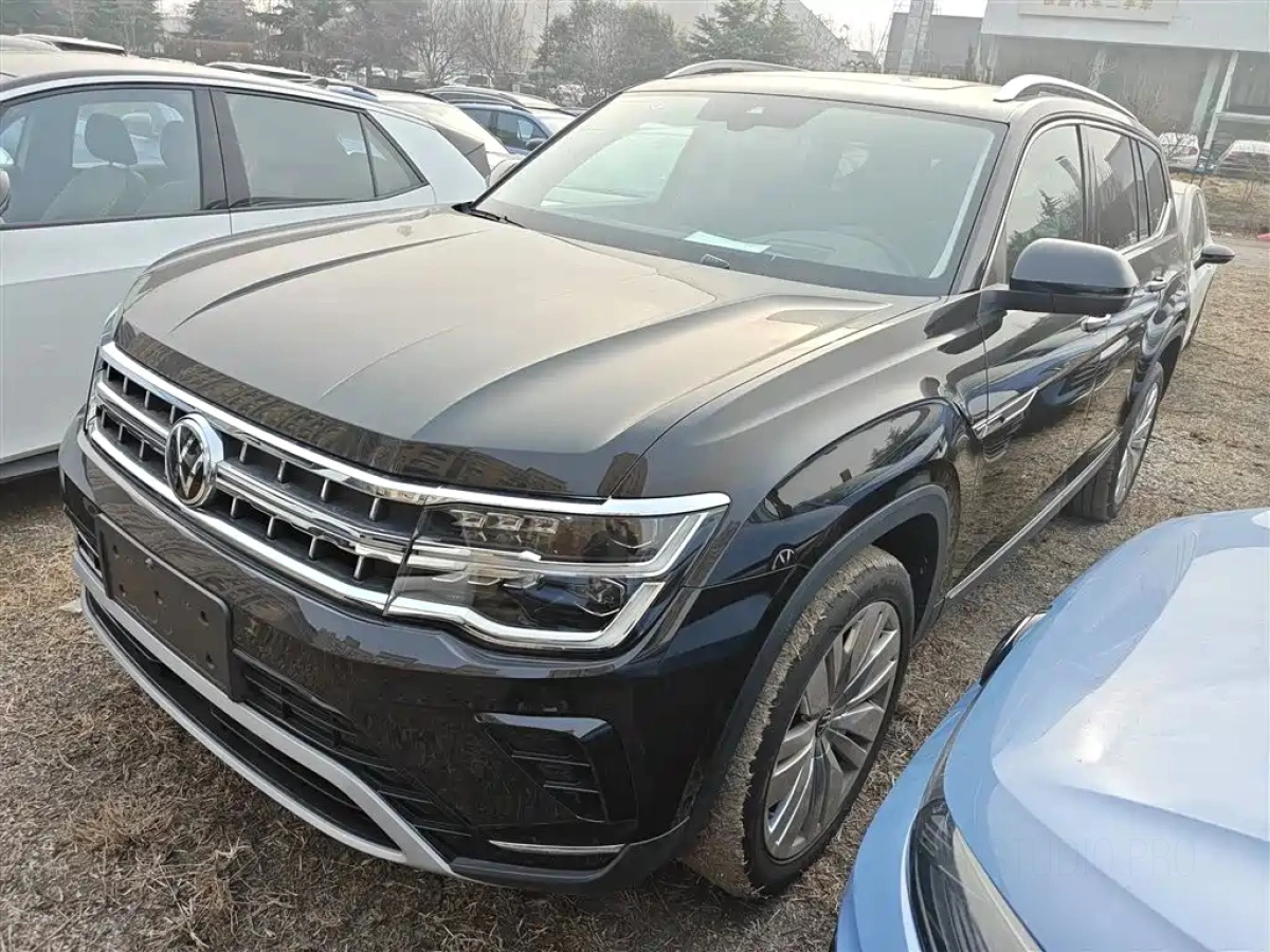 VOLKSWAGEN TERAMONT  2025