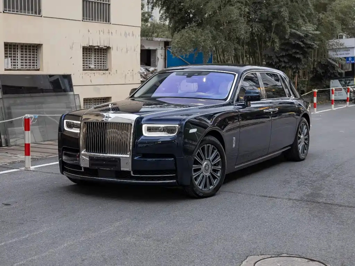 ROLLS ROYCE PHANTOM  2020