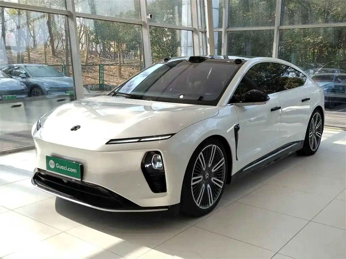 NIO ET9