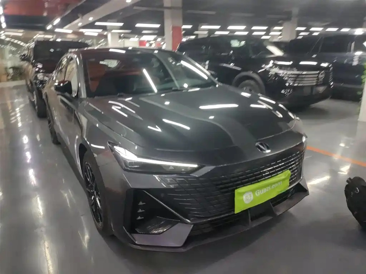 PORSCHE CAYENNE NEW ENERGY  2019